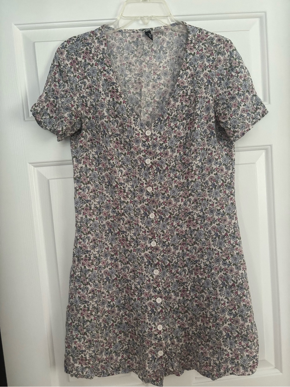 Floral Button-Front Short Dress in Multi Color